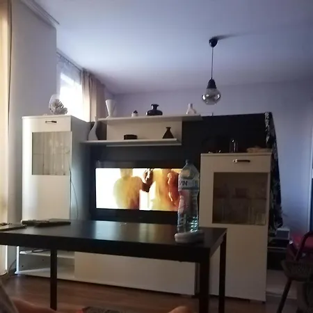 Alex Deluxe * Slăntjev Brjag