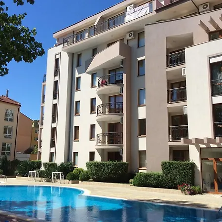 Apartament Alex Deluxe *