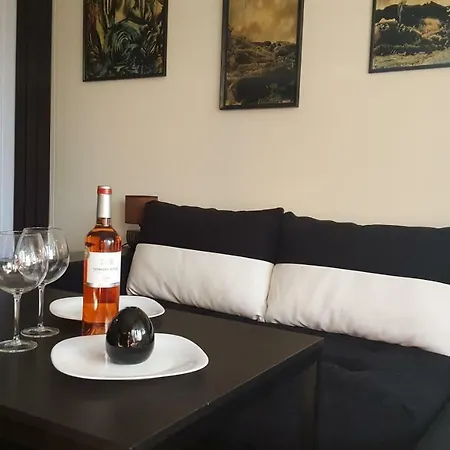 Apartament Alex Deluxe *